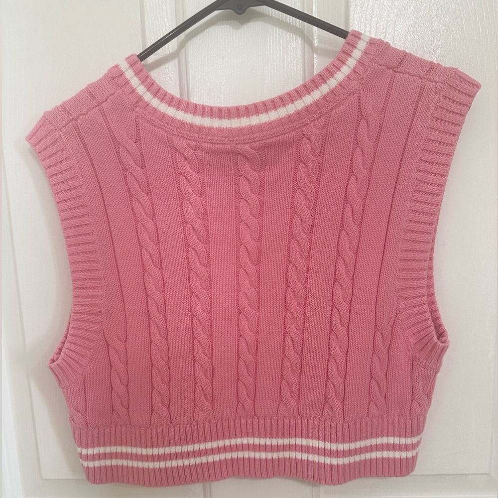 Tommy Hilfiger Pink and White V-Neck Knit Top - Picture 2 of 5